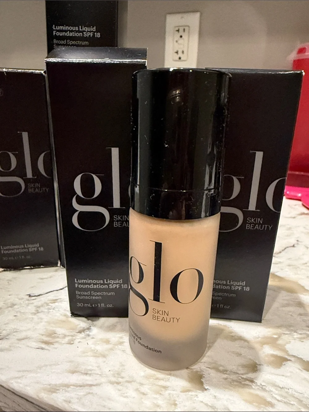 Glo Skin Beauty Luminous Liquid Foundation - Brûlée